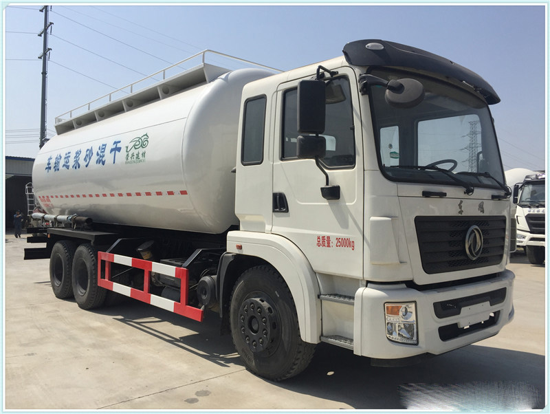 东风后八轮 25立方干混砂浆运输车