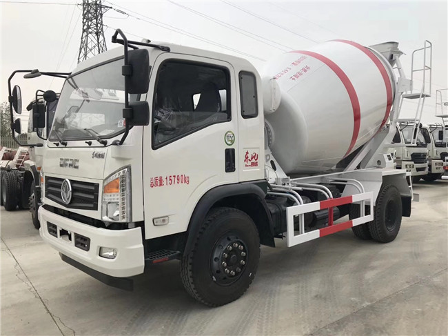 5-7方 东风单桥搅拌车