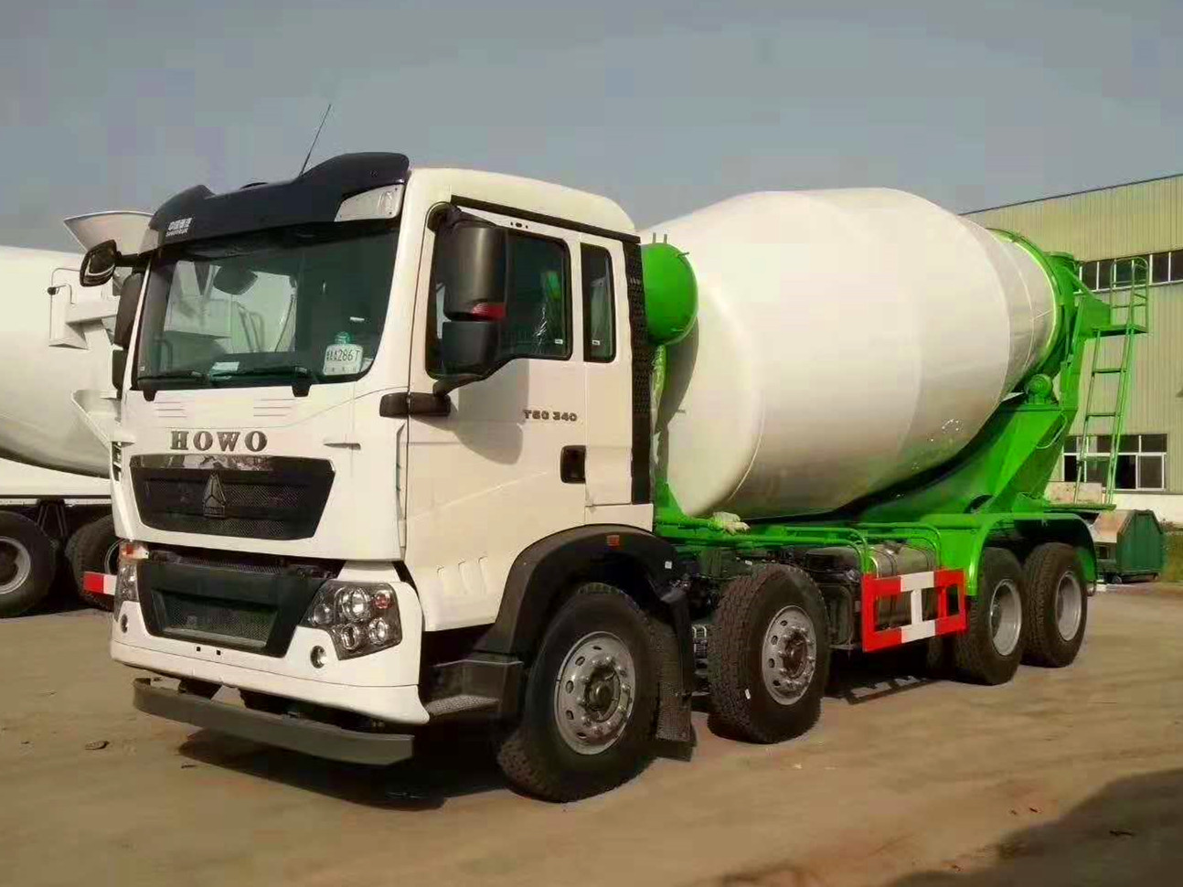 14-16方 重汽豪沃T5G  搅拌车
