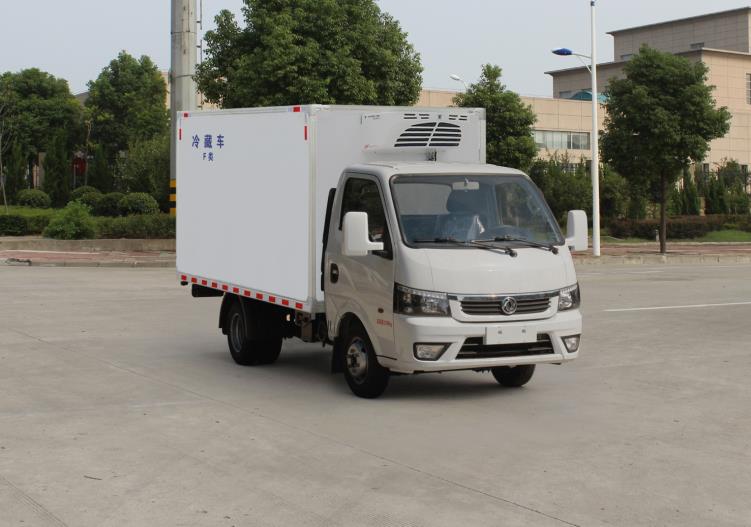 东风途逸 国六小型冷藏车